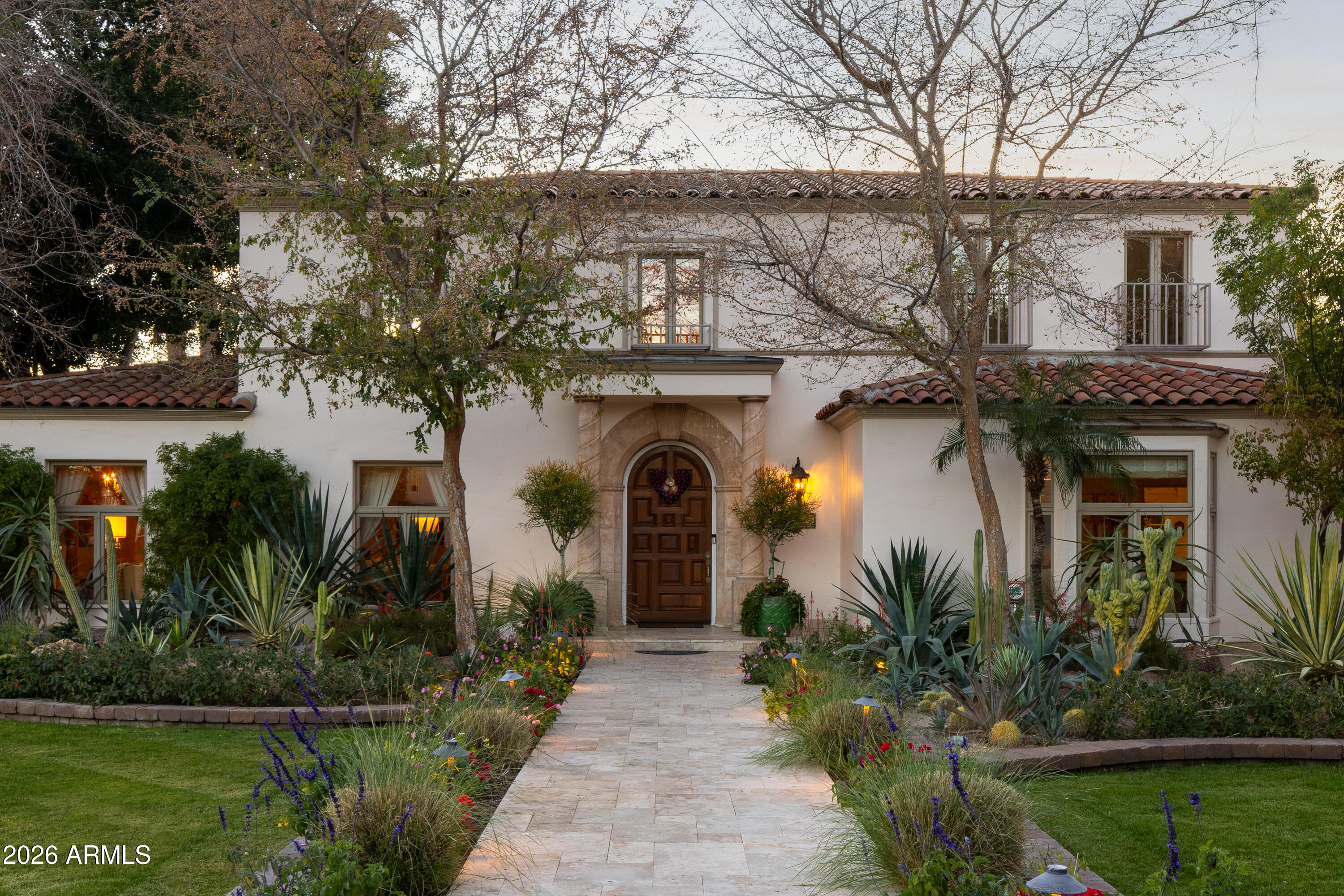 COUNTRY CLUB MANOR LOT 1-8 - Residential