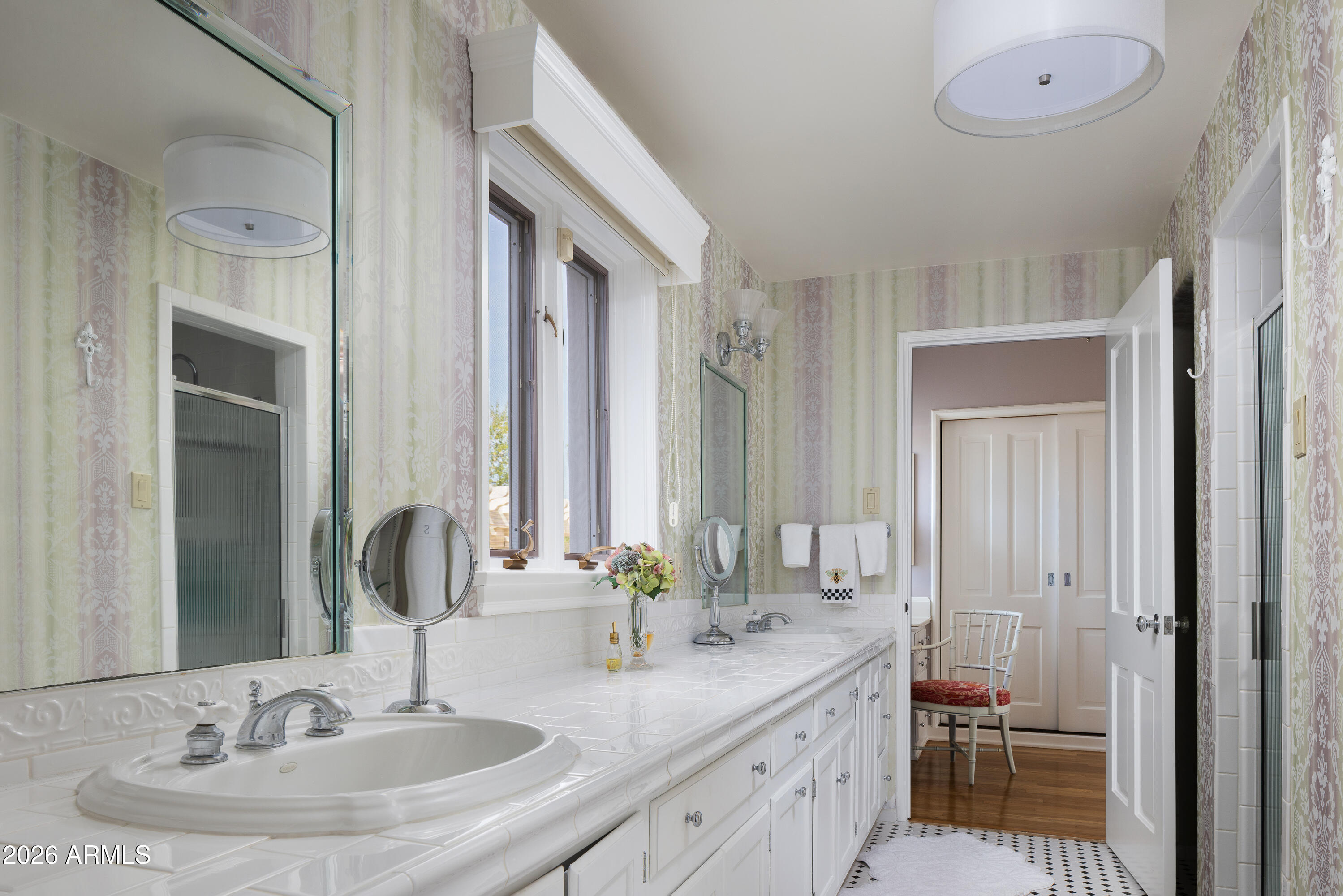 COUNTRY CLUB MANOR LOT 1-8 - Residential
