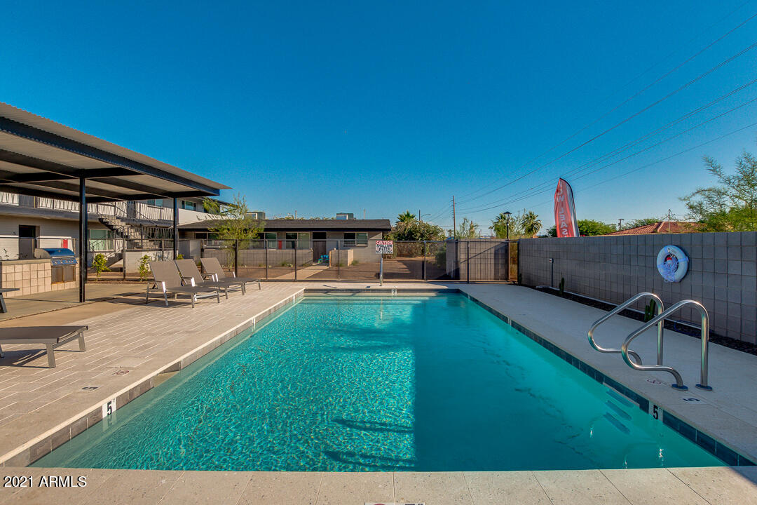 MCDOWELL MANORS ANNEX - Residential Income