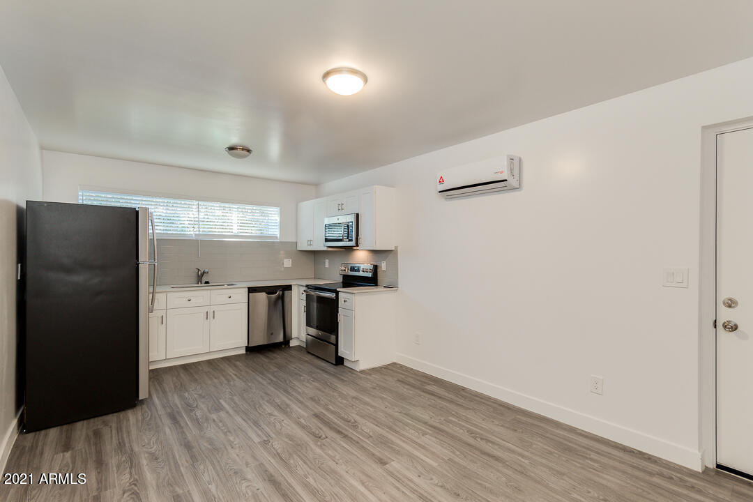 MCDOWELL MANORS ANNEX - Residential Income