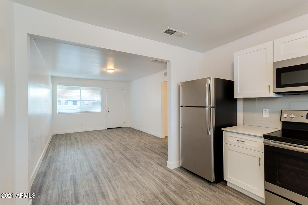 MCDOWELL MANORS ANNEX - Residential Income