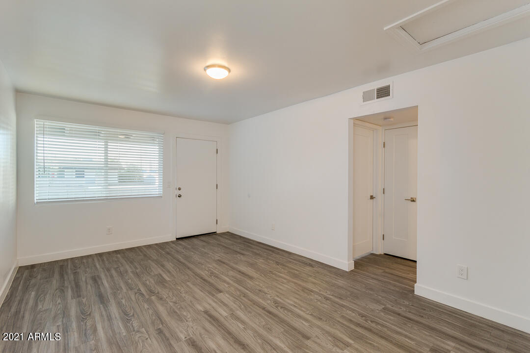 MCDOWELL MANORS ANNEX - Residential Income