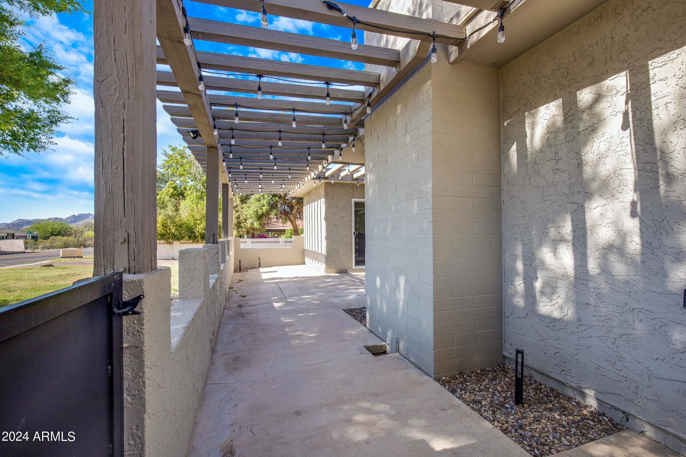 HERITAGE EAST 3 - Residential Lease