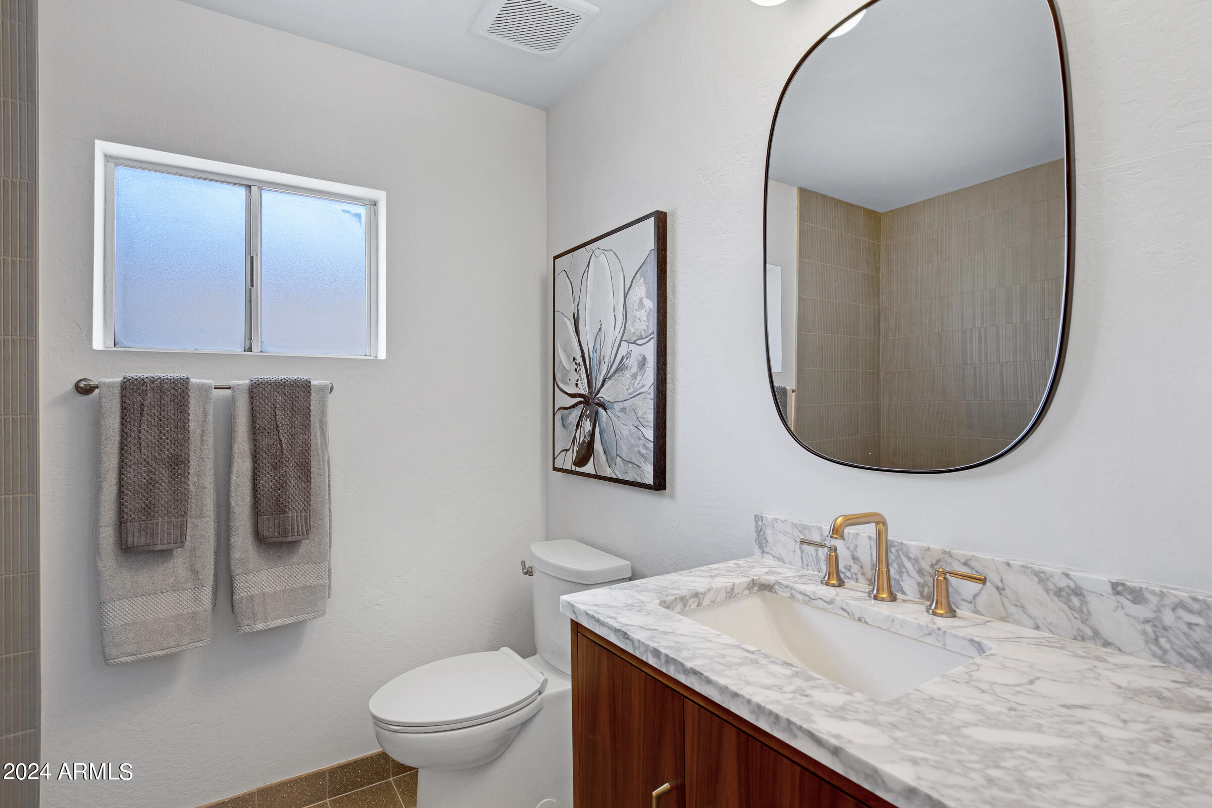 HERITAGE EAST 3 - Residential Lease