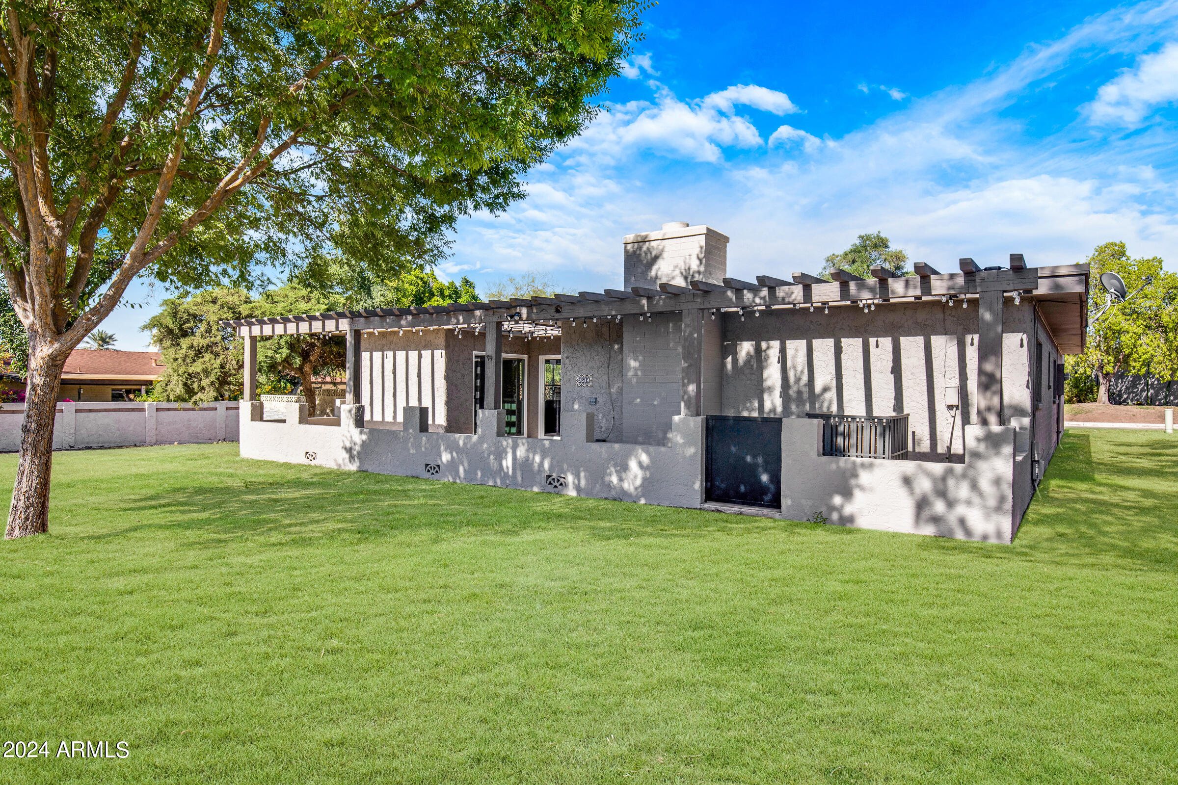 HERITAGE EAST 3 - Residential Lease
