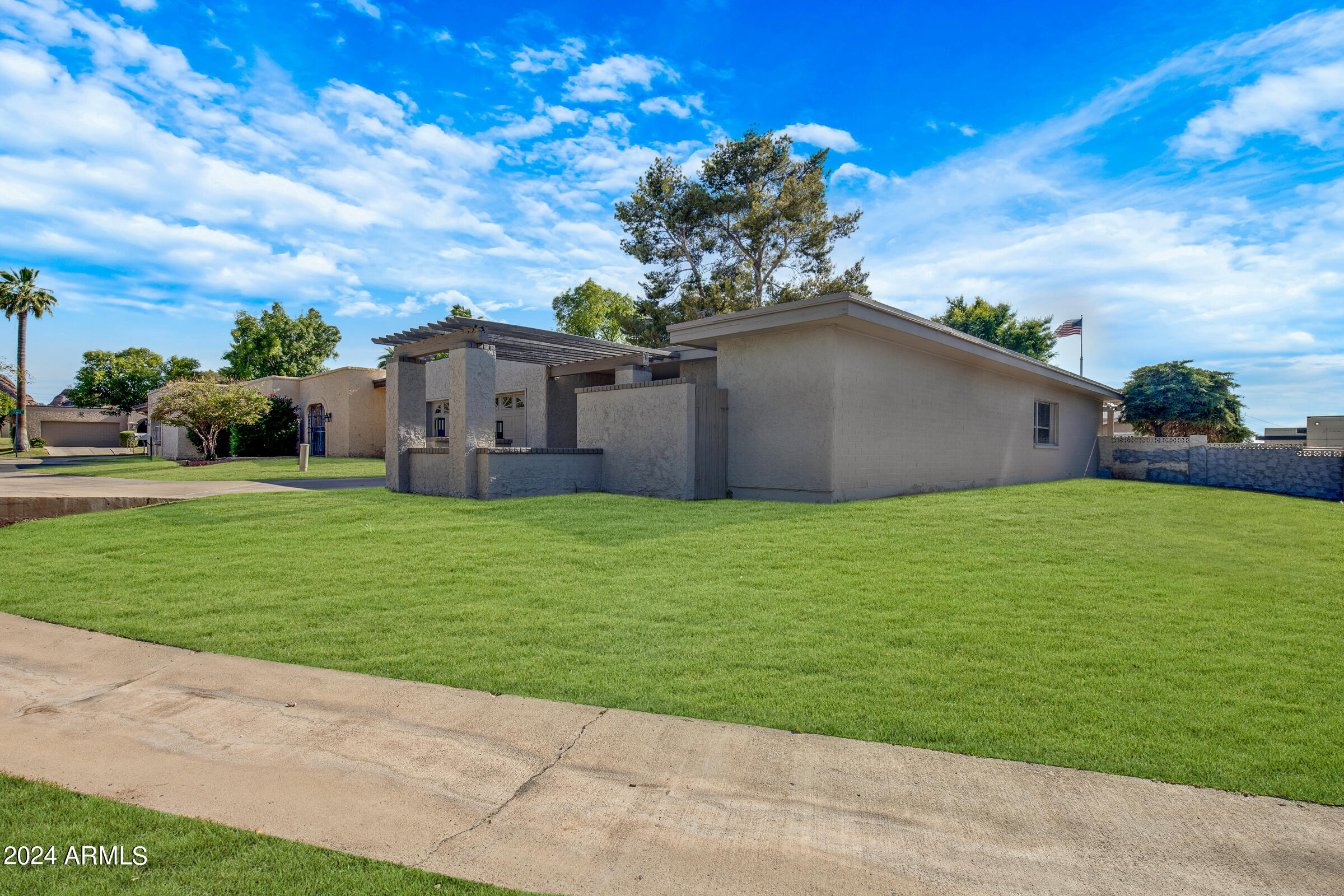 HERITAGE EAST 3 - Residential Lease