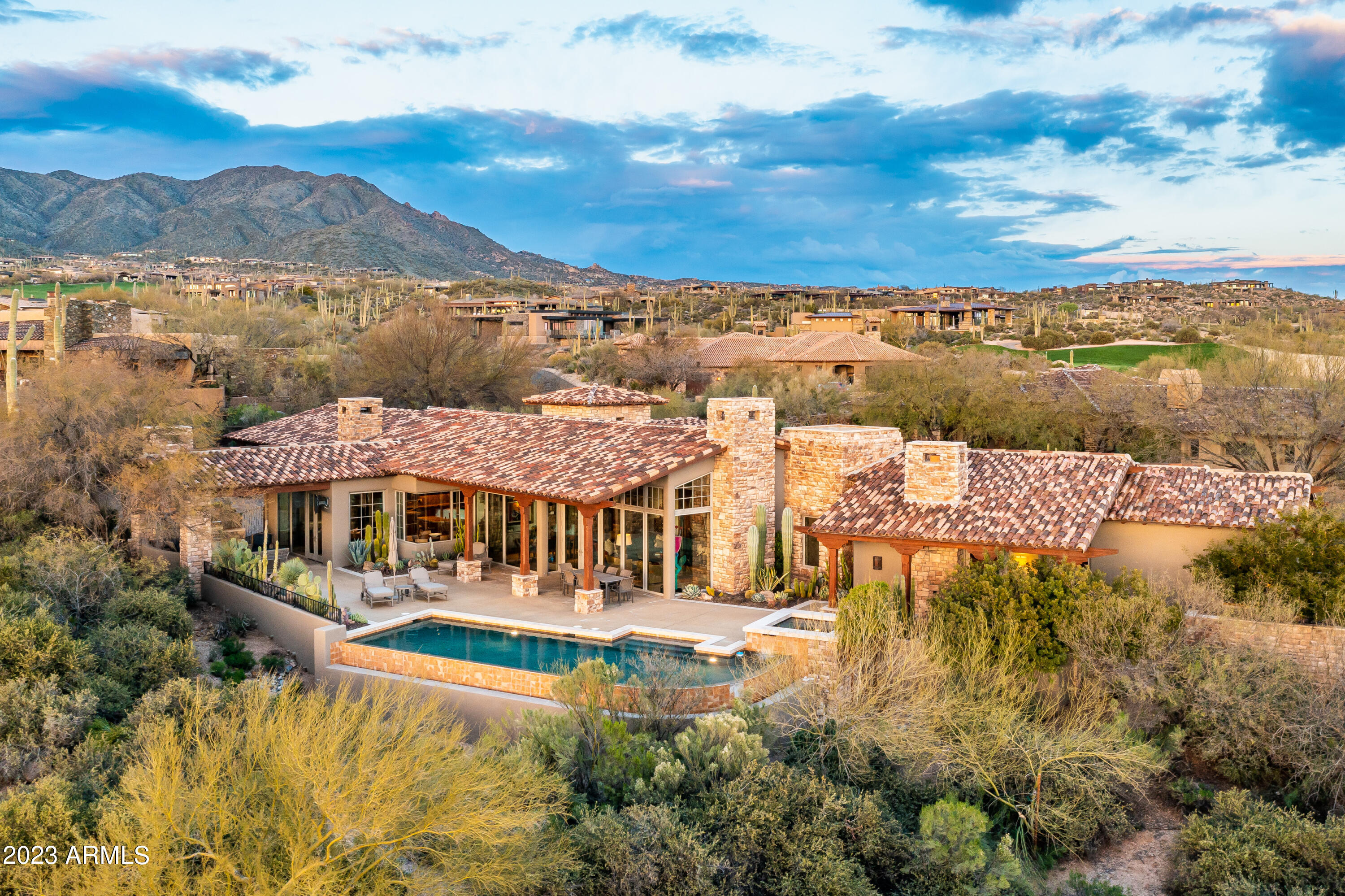 DESERT MOUNTAIN - Residential