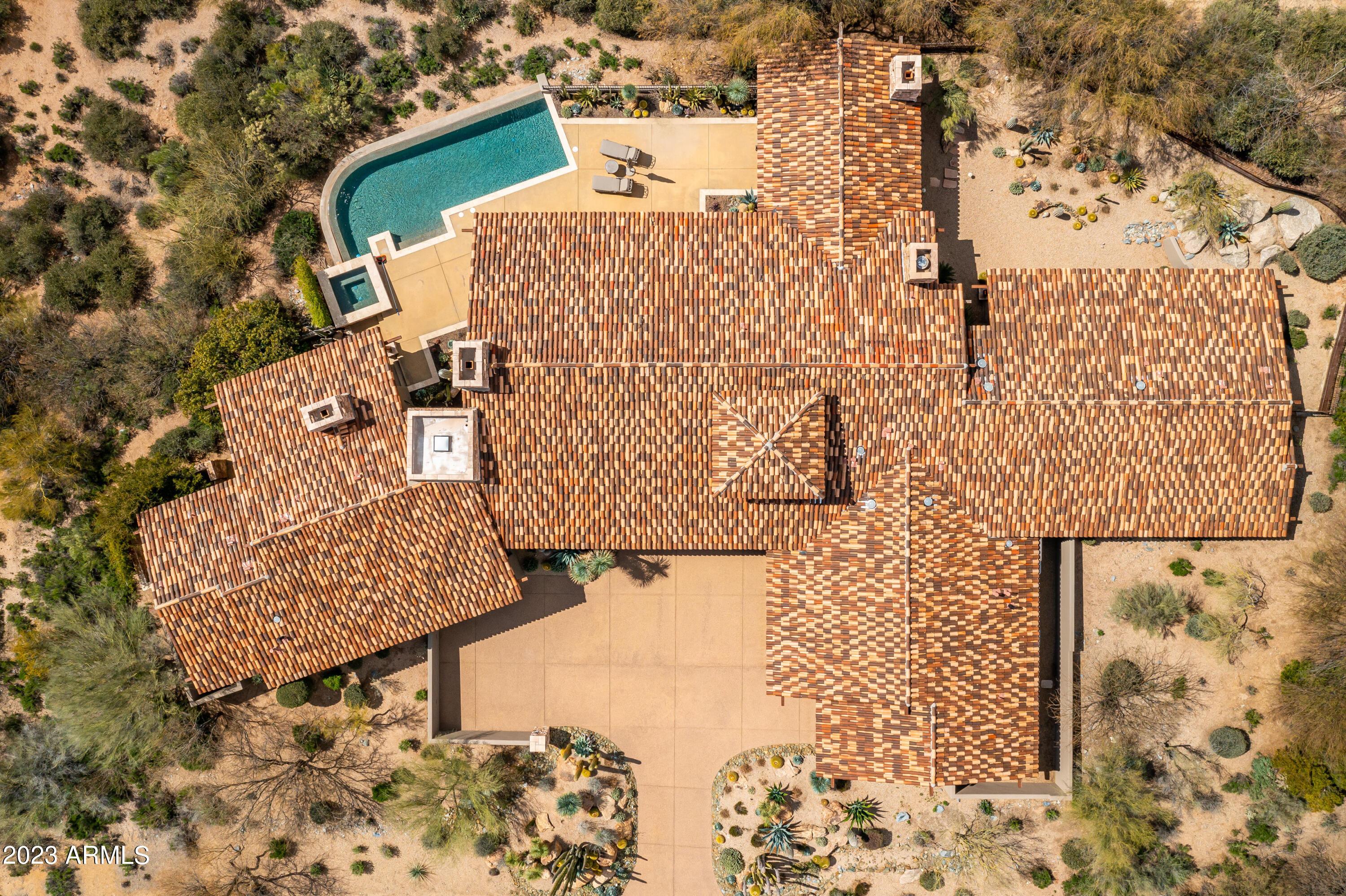 DESERT MOUNTAIN - Residential