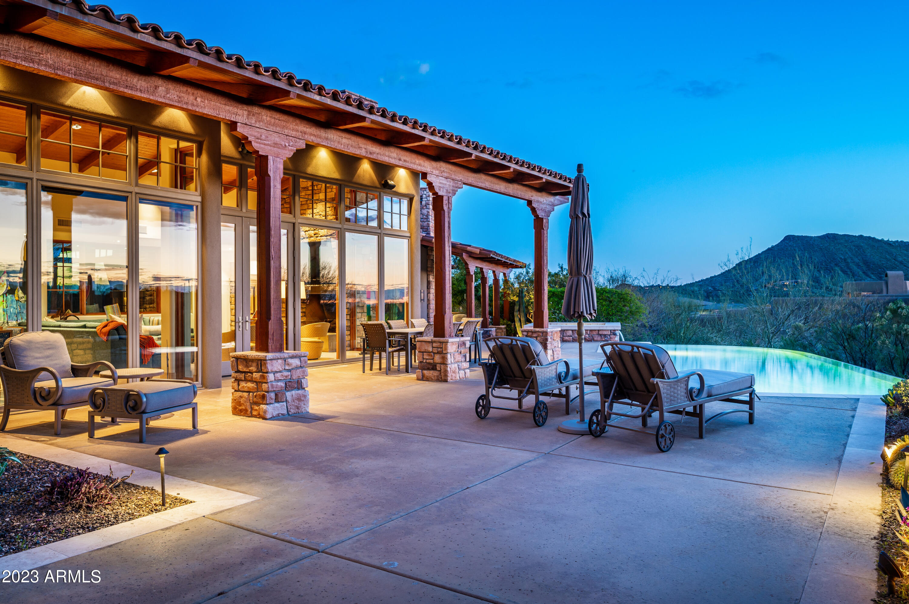 DESERT MOUNTAIN - Residential