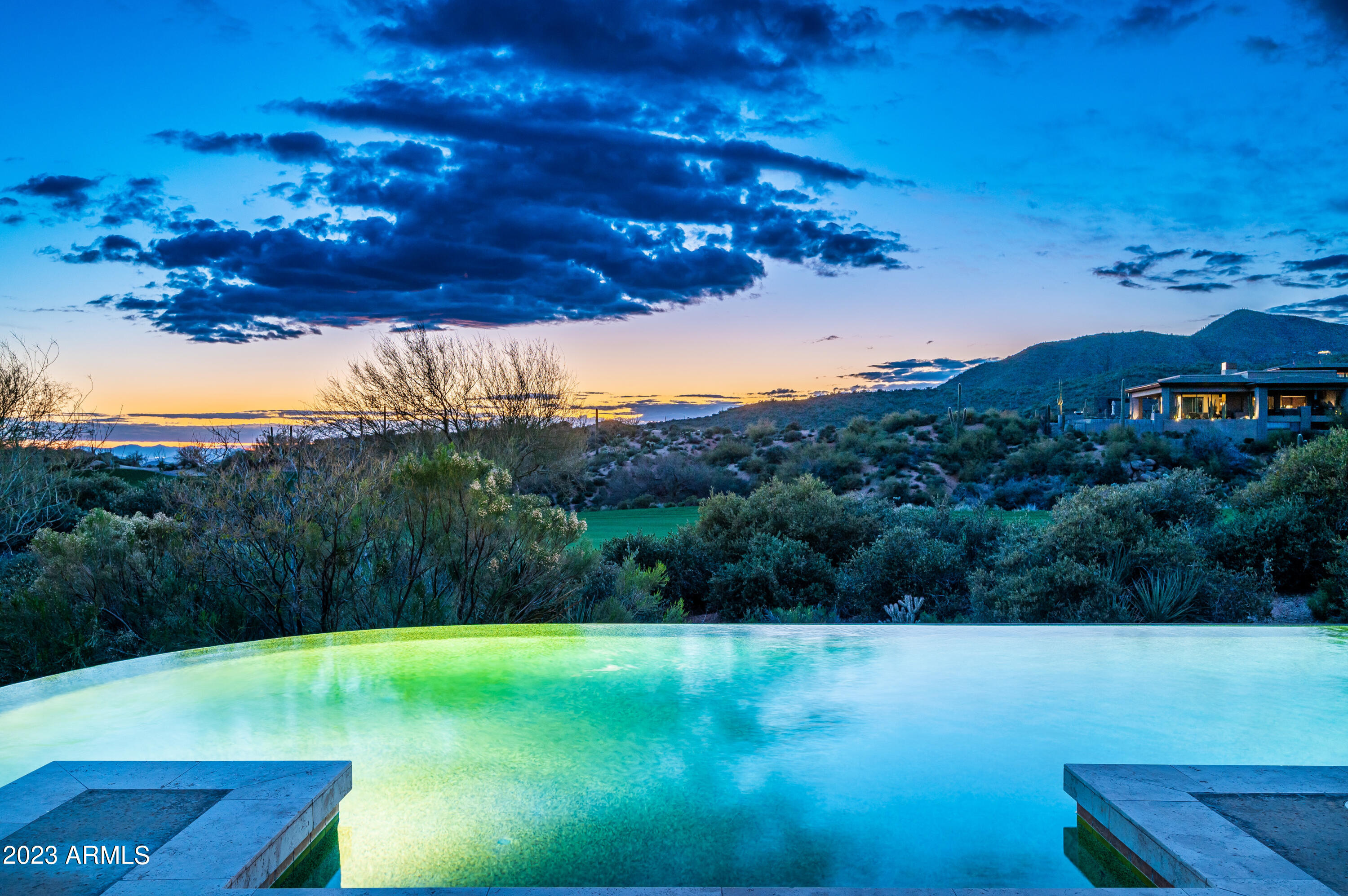 DESERT MOUNTAIN - Residential