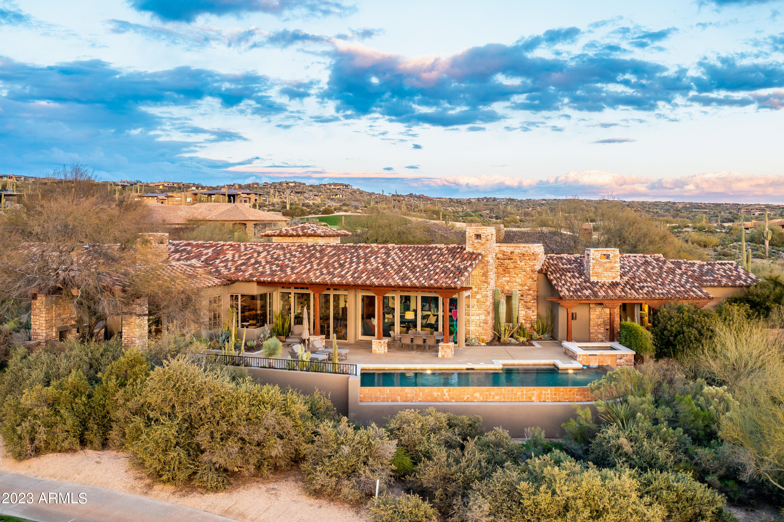 DESERT MOUNTAIN - Residential