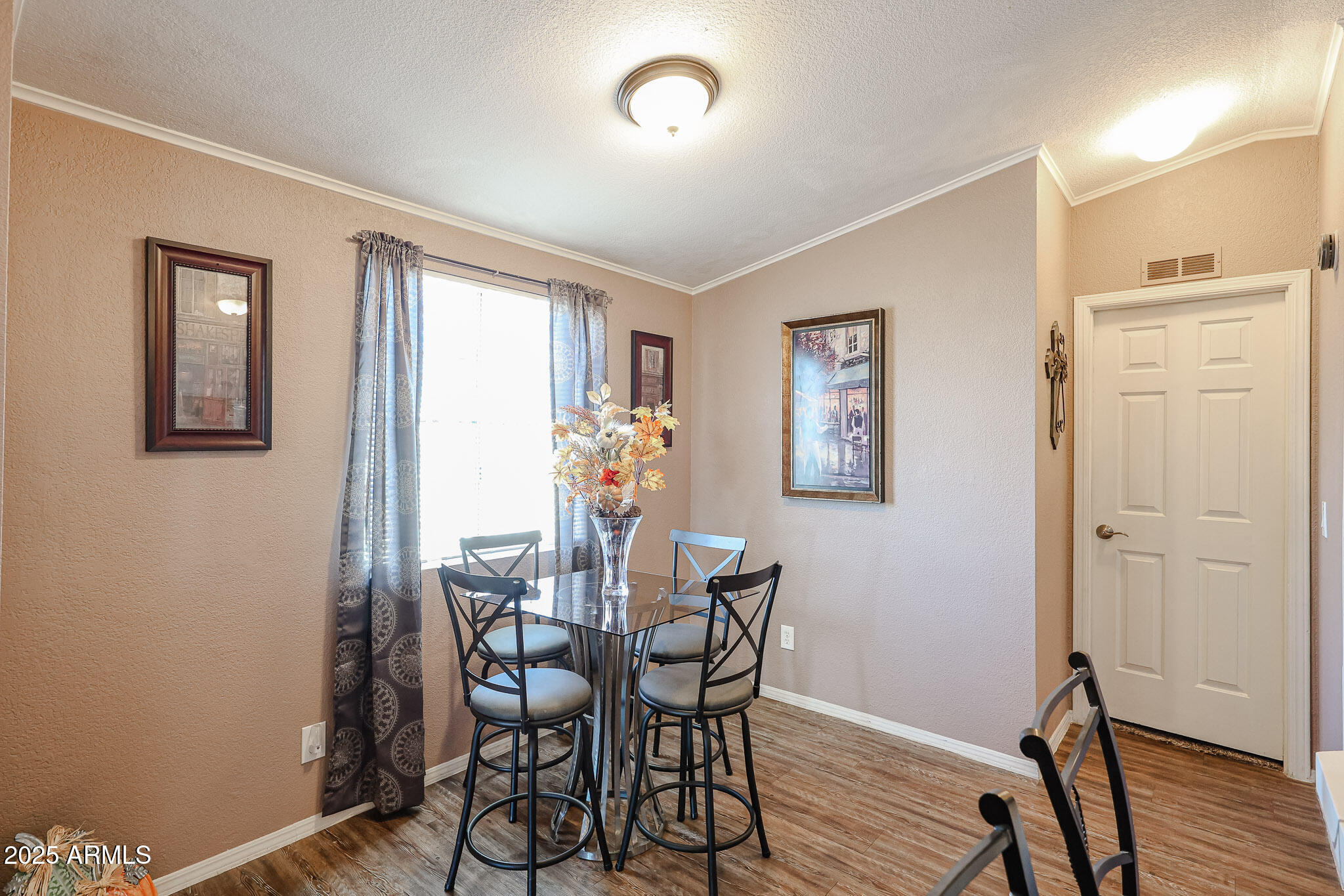 CAREFREE MANOR - Residential