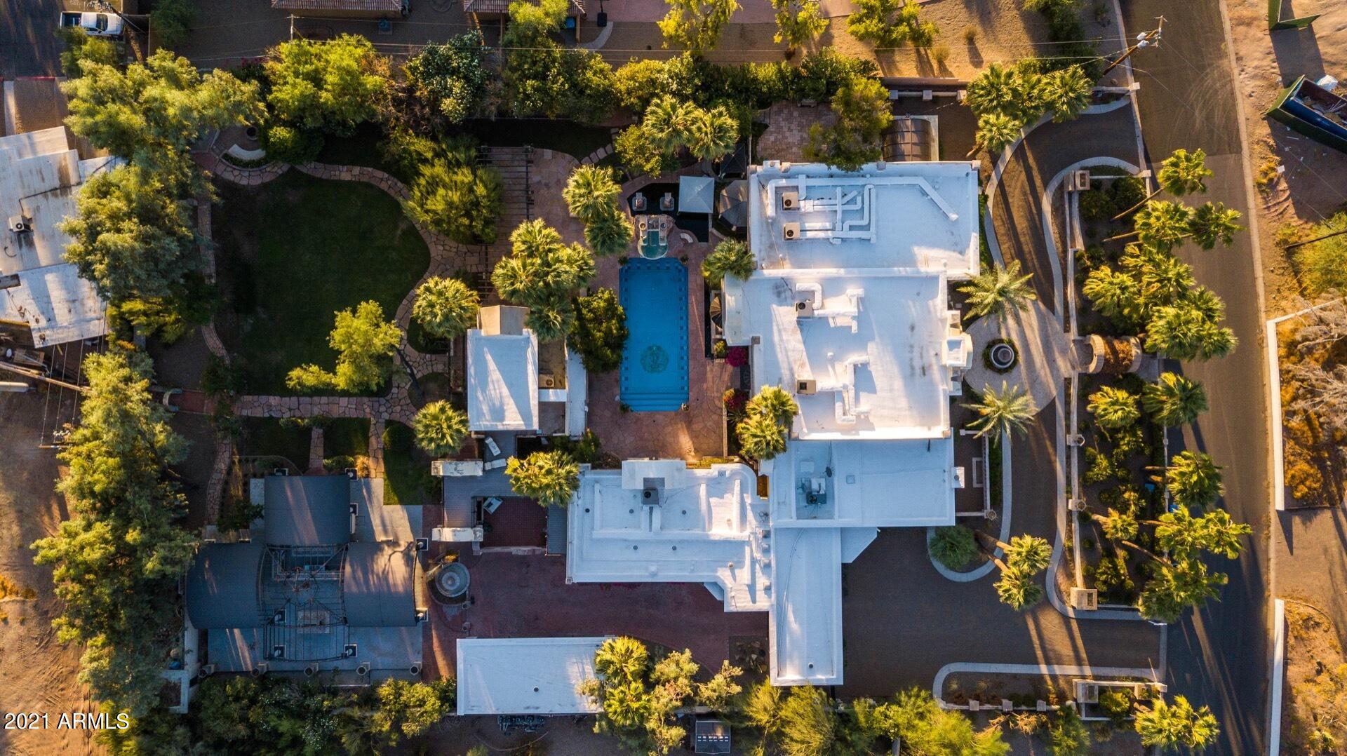 HIGHLANDS - Residential
