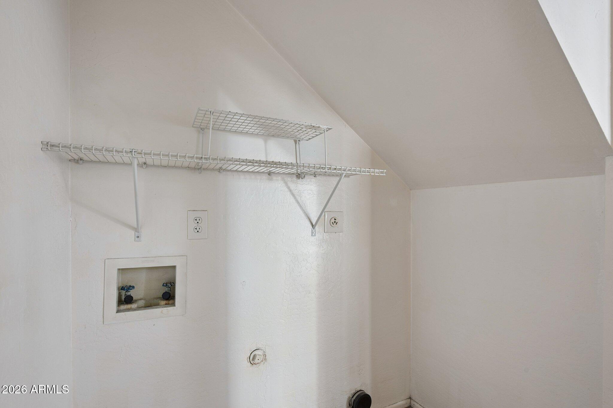 GATEWAY COURT - Residential