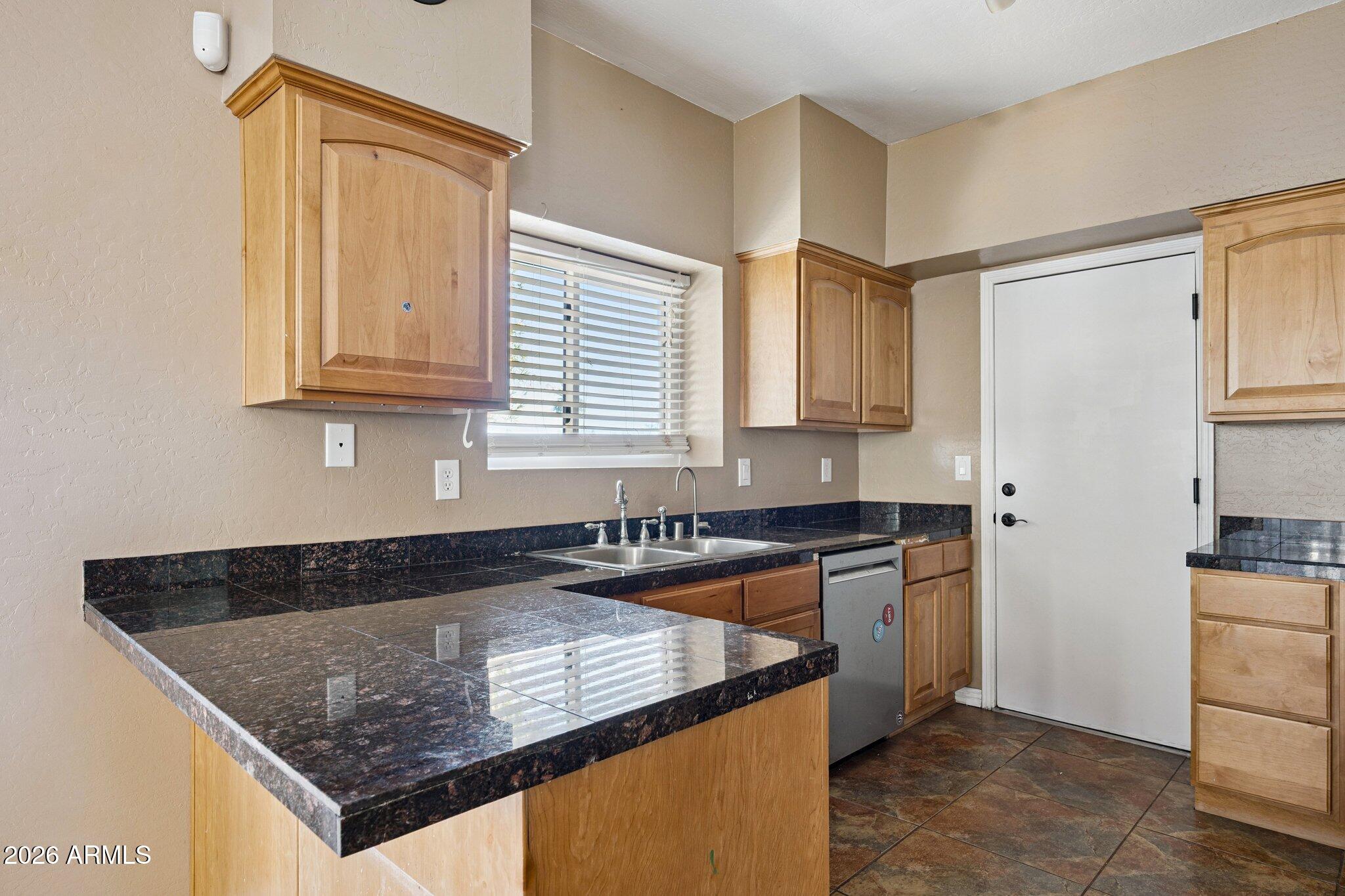 GATEWAY COURT - Residential
