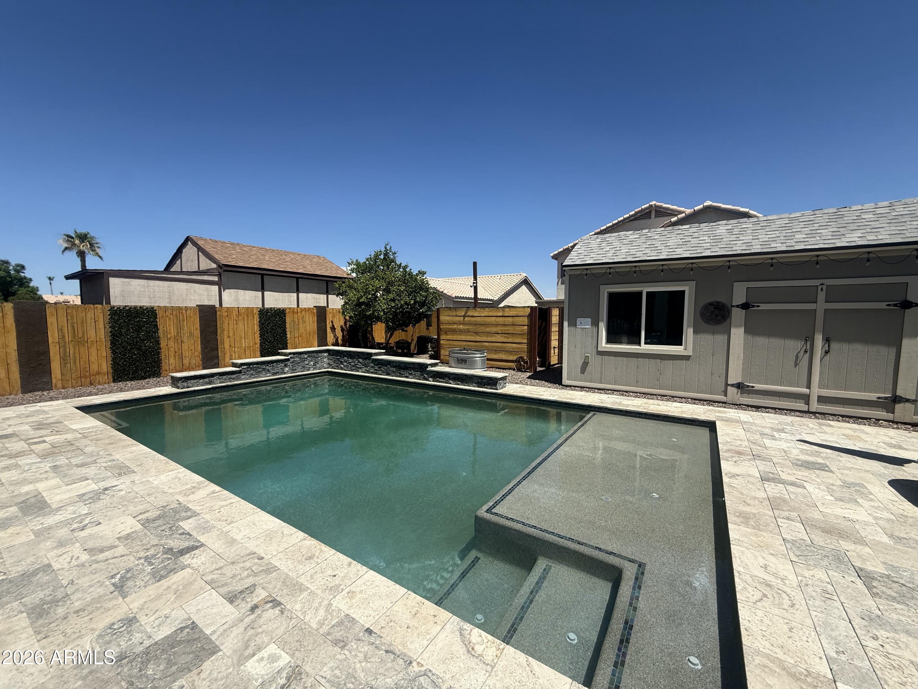 SONOMA RANCH - Residential