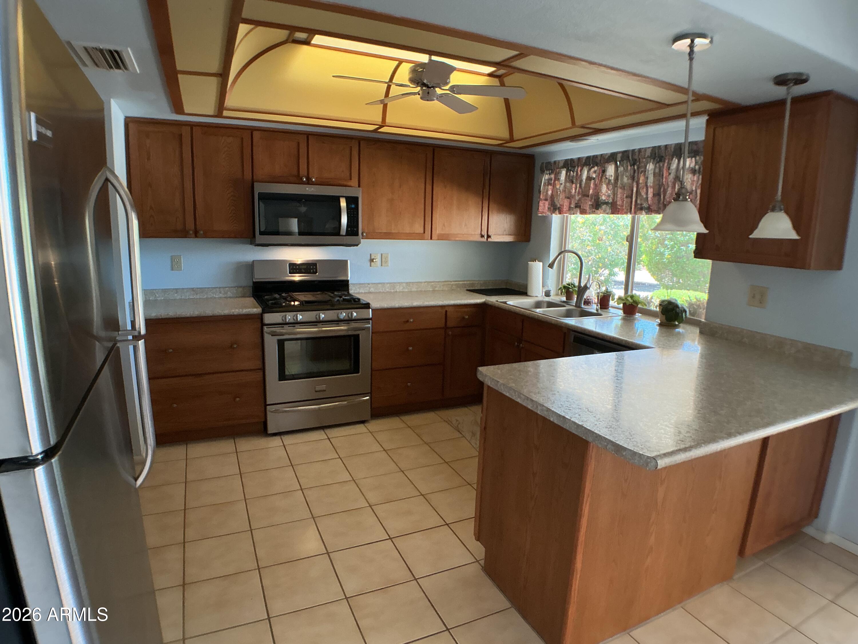 SUN CITY UNIT 11 - Residential