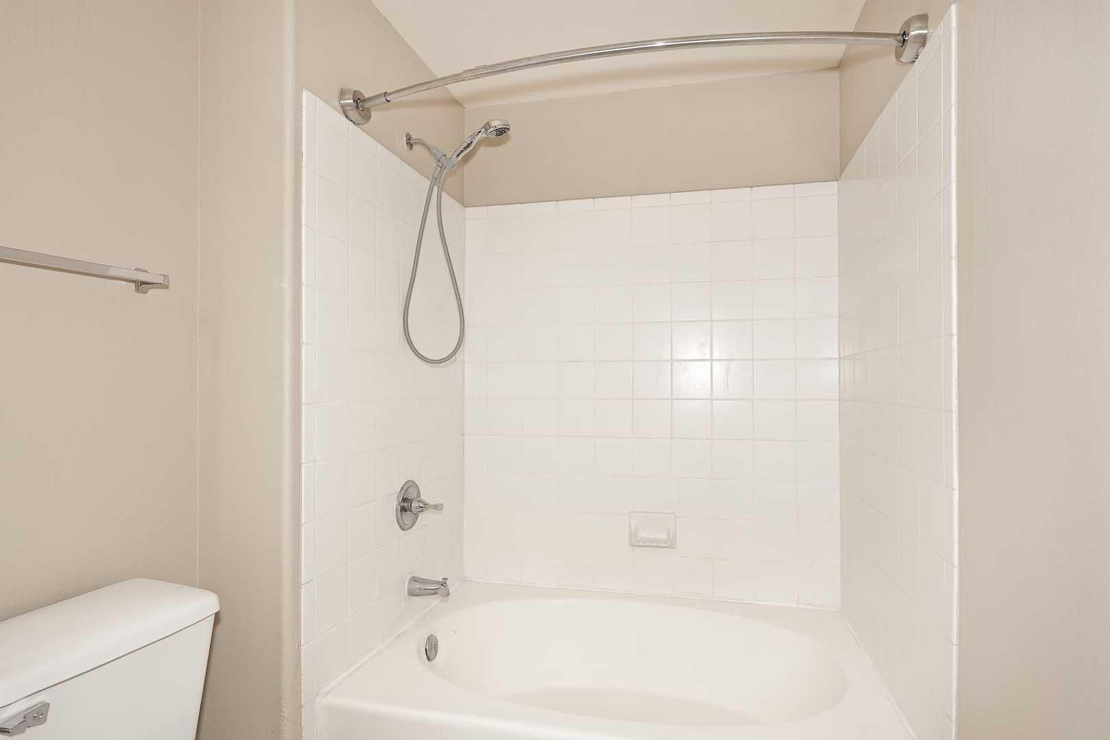 EDGE AT GRAYHAWK CONDOMINIUM - Residential Lease