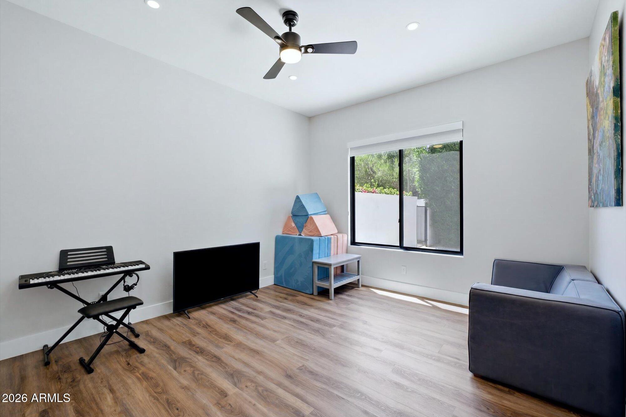 CHENEY ESTATES LOT 1-72 TR A-C D1 D2 EF - Residential