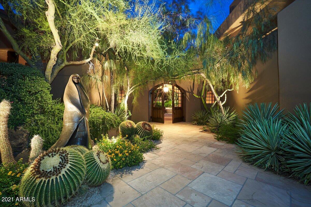 Carefree Ranch - Residential
