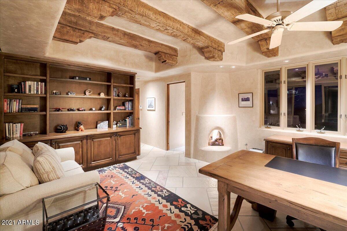 Carefree Ranch - Residential