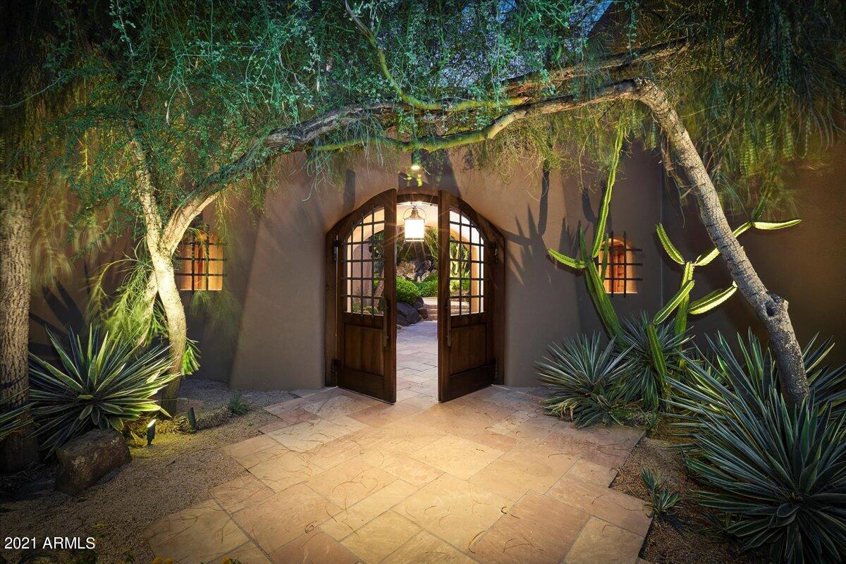 Carefree Ranch - Residential