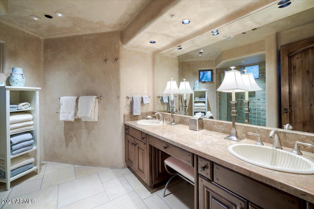 Carefree Ranch - Residential