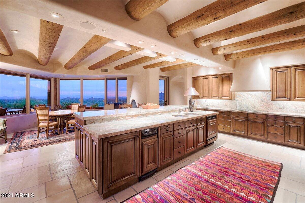 Carefree Ranch - Residential