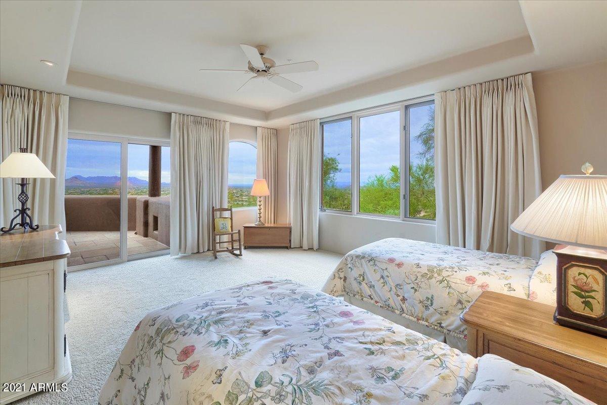 Carefree Ranch - Residential
