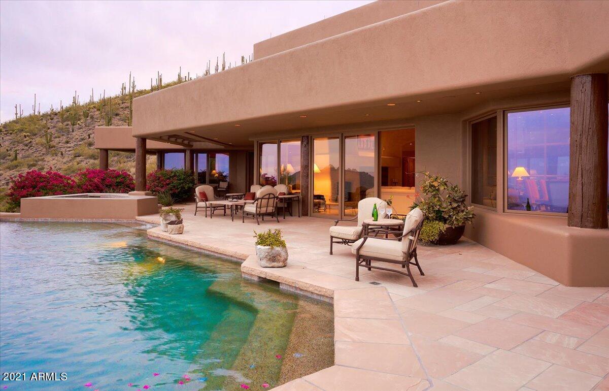 Carefree Ranch - Residential