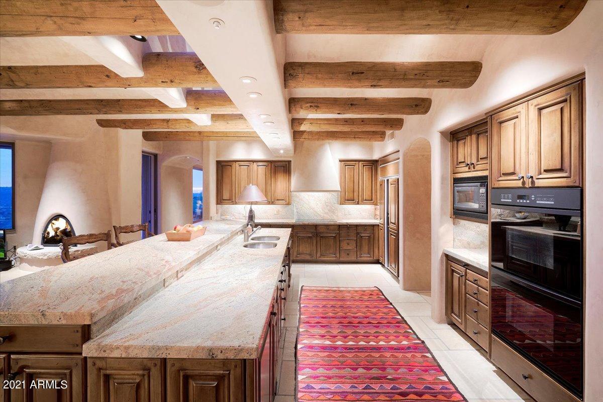 Carefree Ranch - Residential