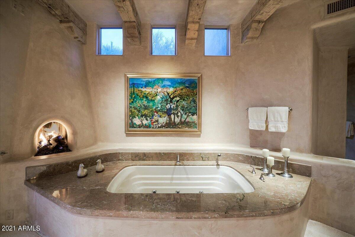 Carefree Ranch - Residential