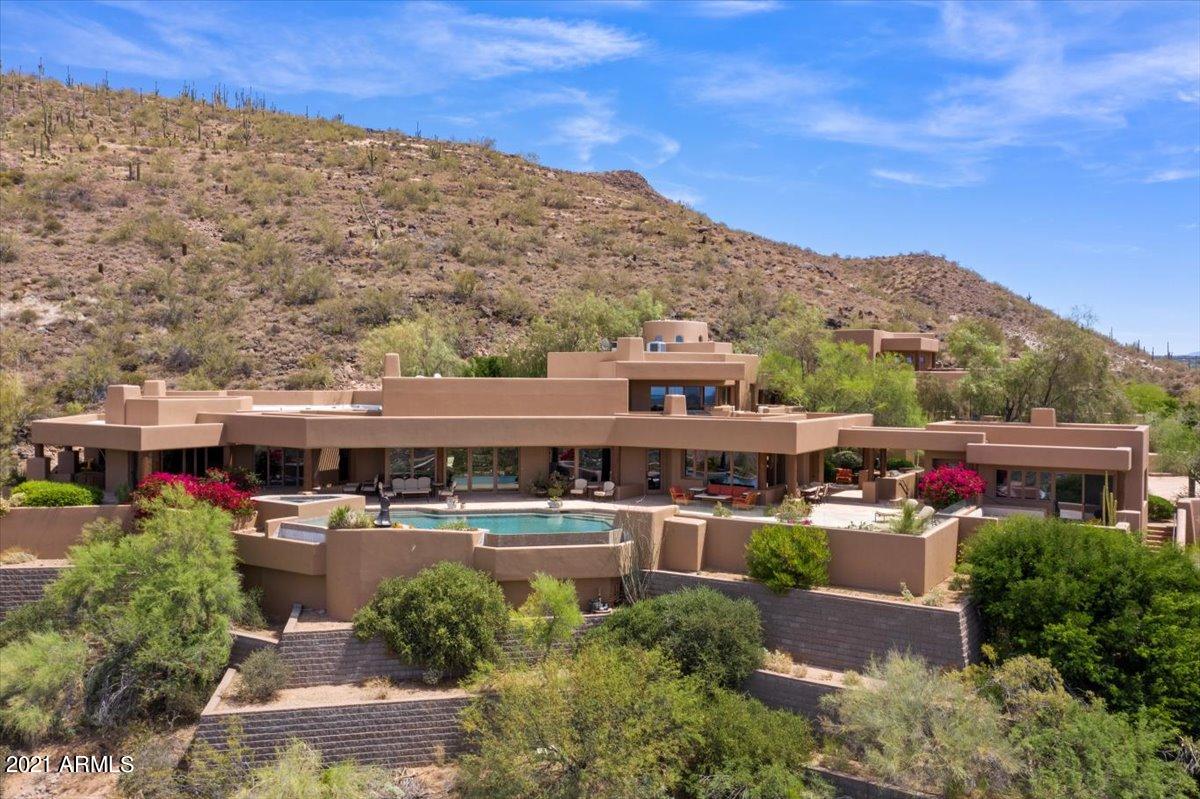Carefree Ranch - Residential