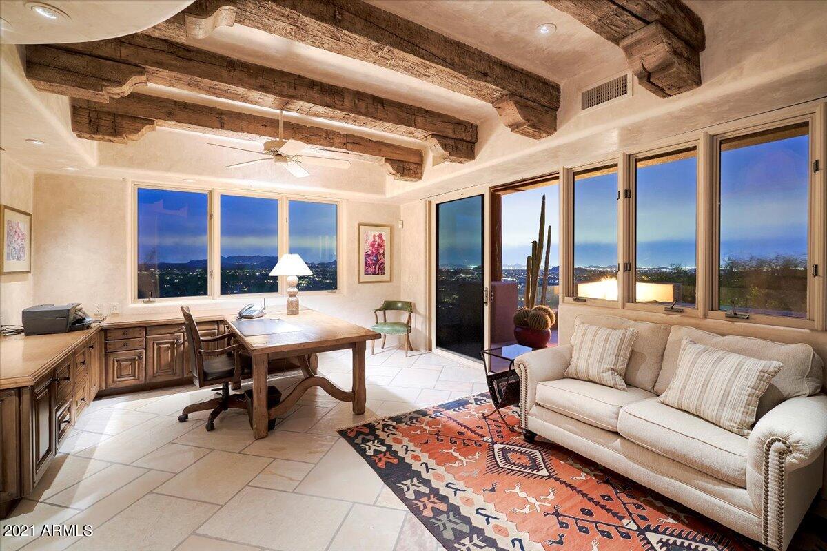 Carefree Ranch - Residential
