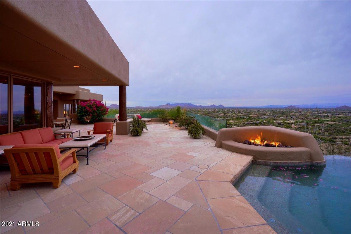 Carefree Ranch - Residential