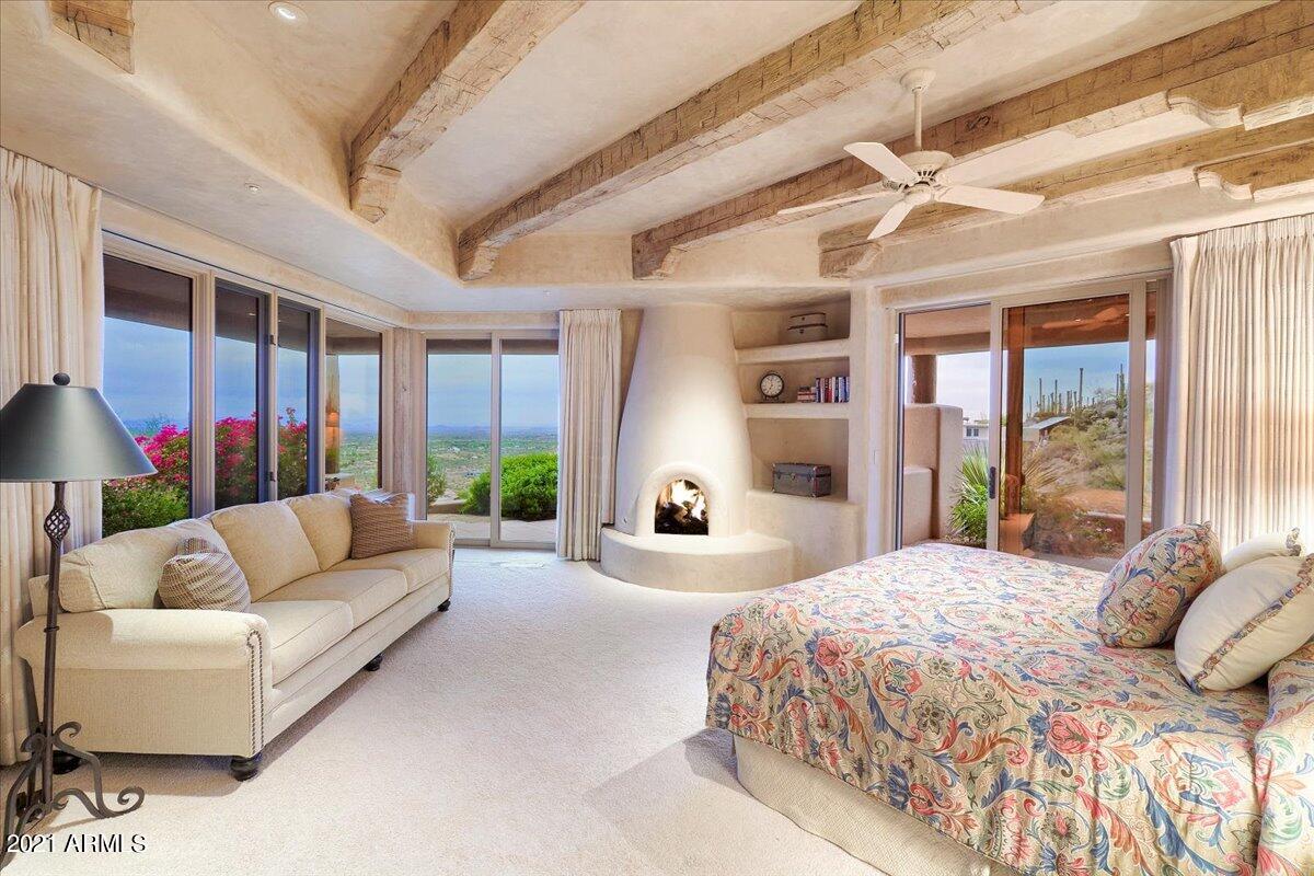 Carefree Ranch - Residential