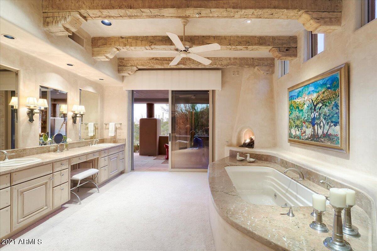 Carefree Ranch - Residential