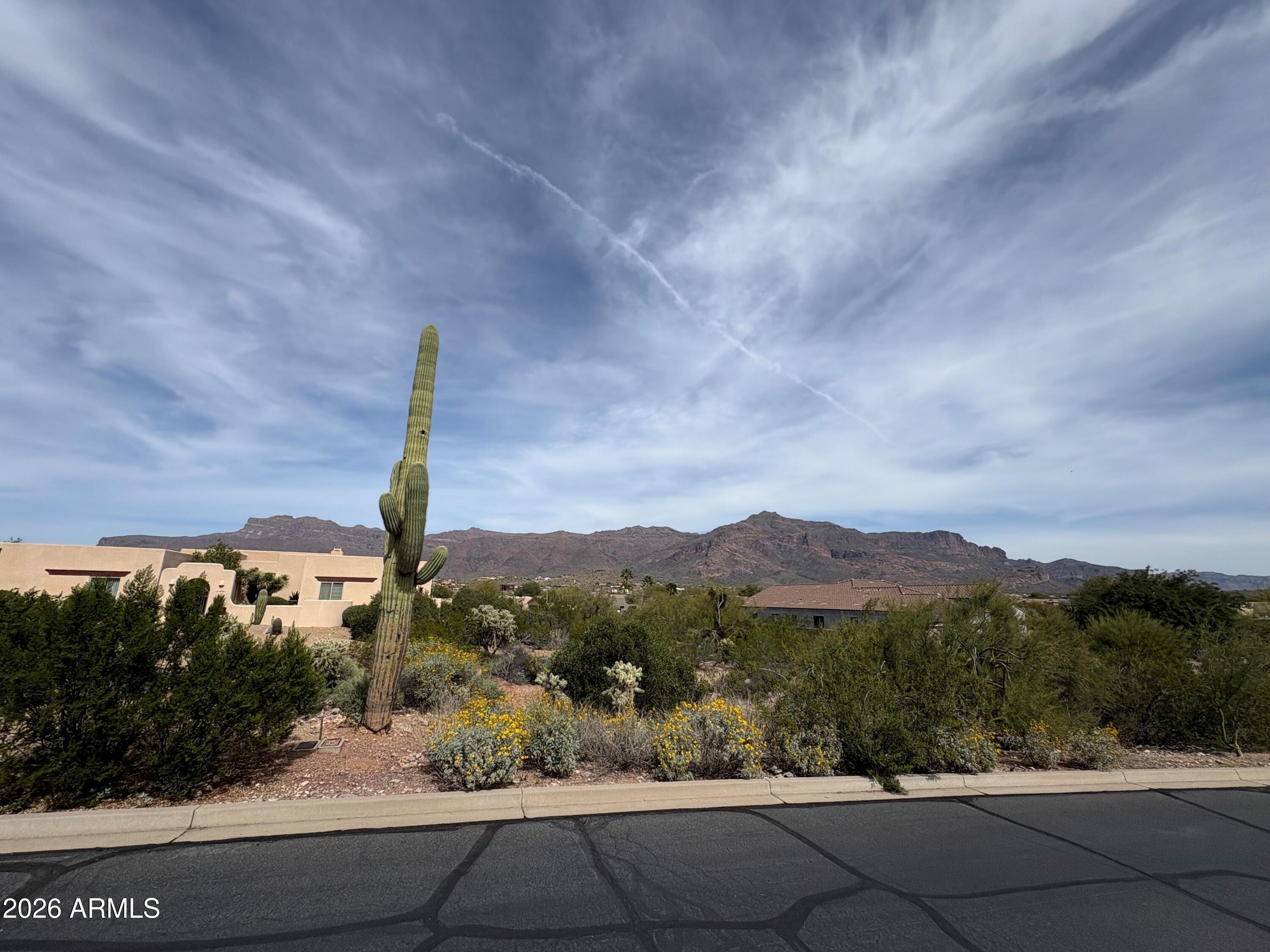 GOLD CANYON EAST - Land