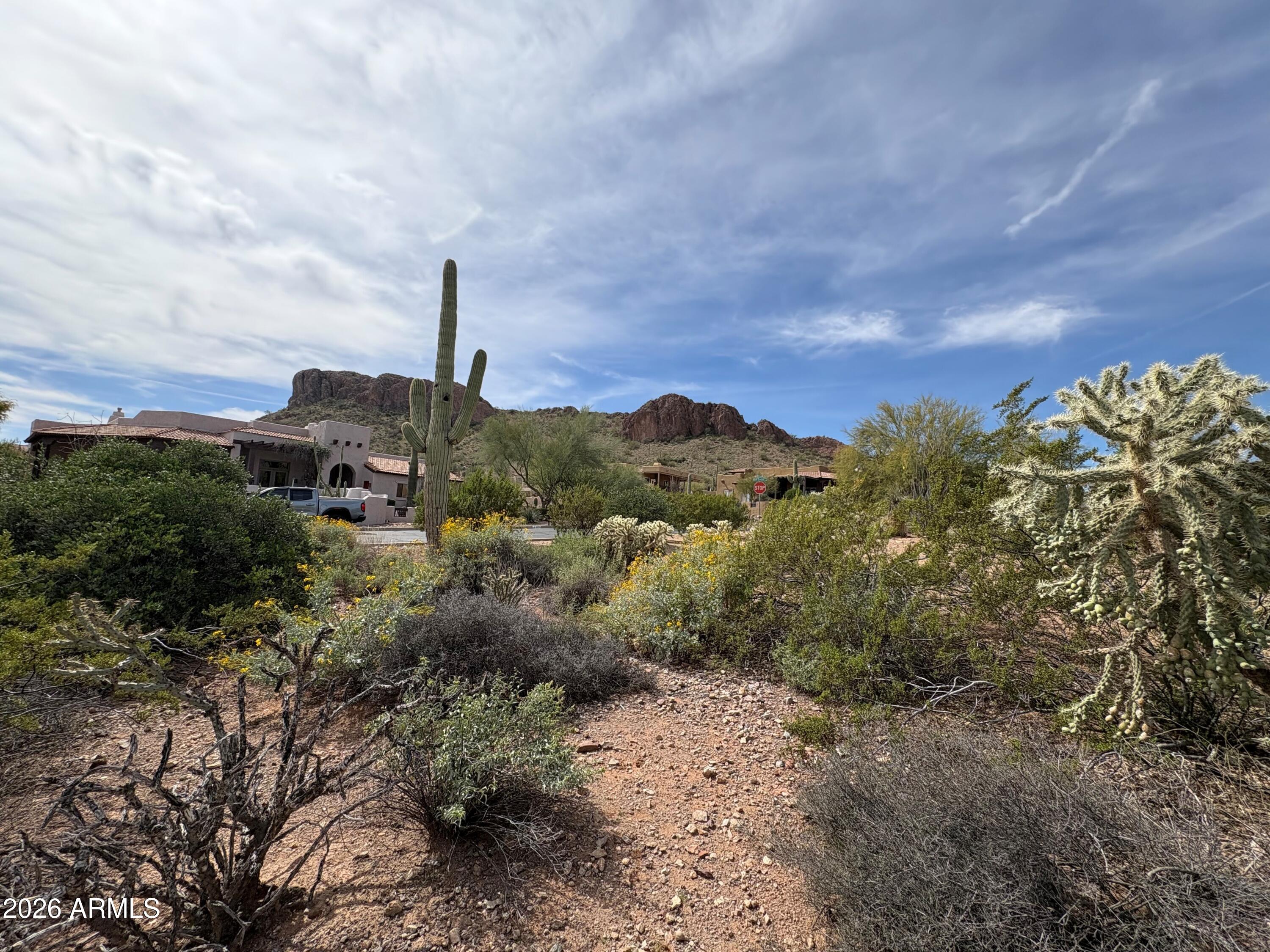 GOLD CANYON EAST - Land