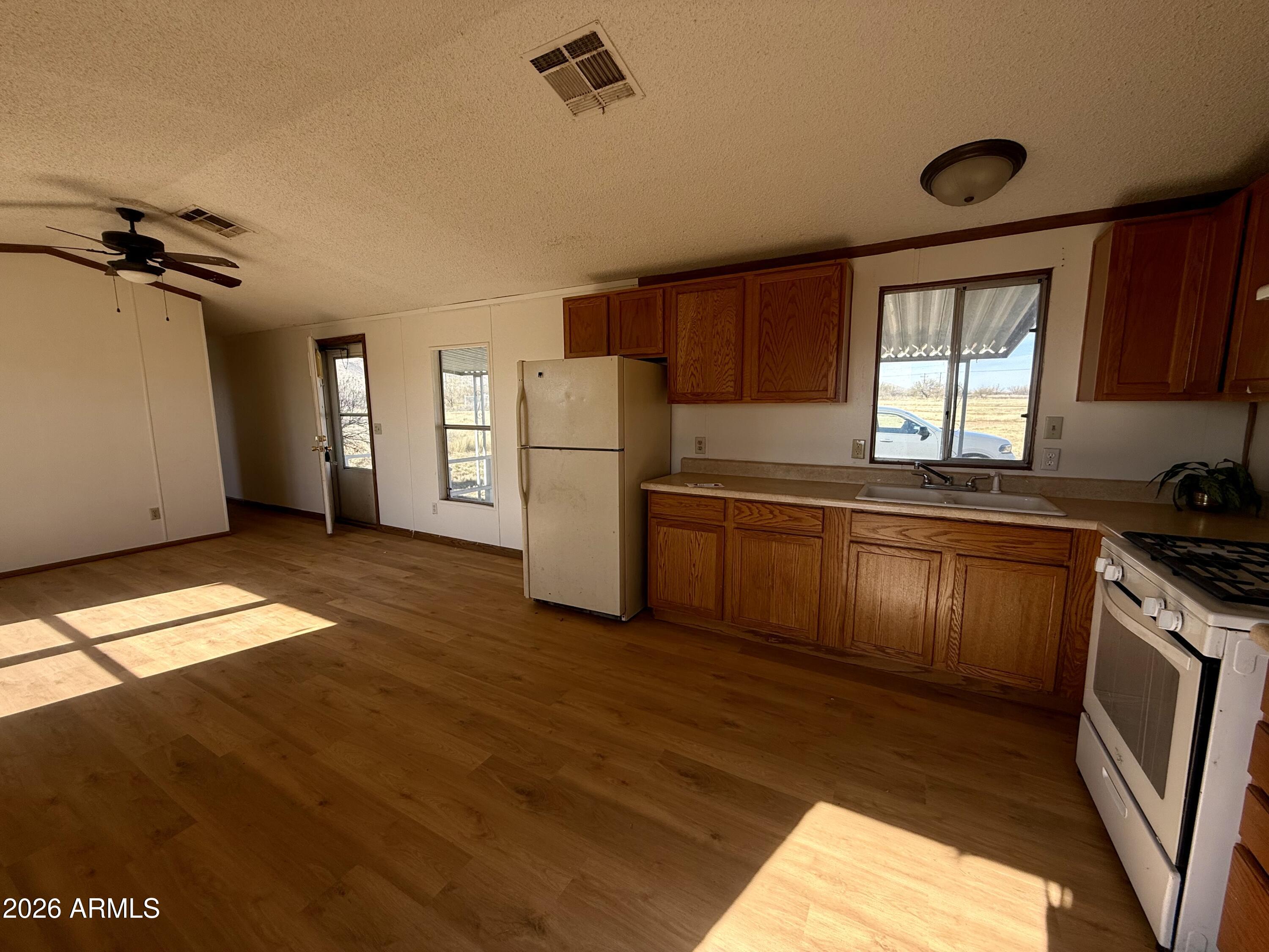 CORONADO RANCHETTES - Residential