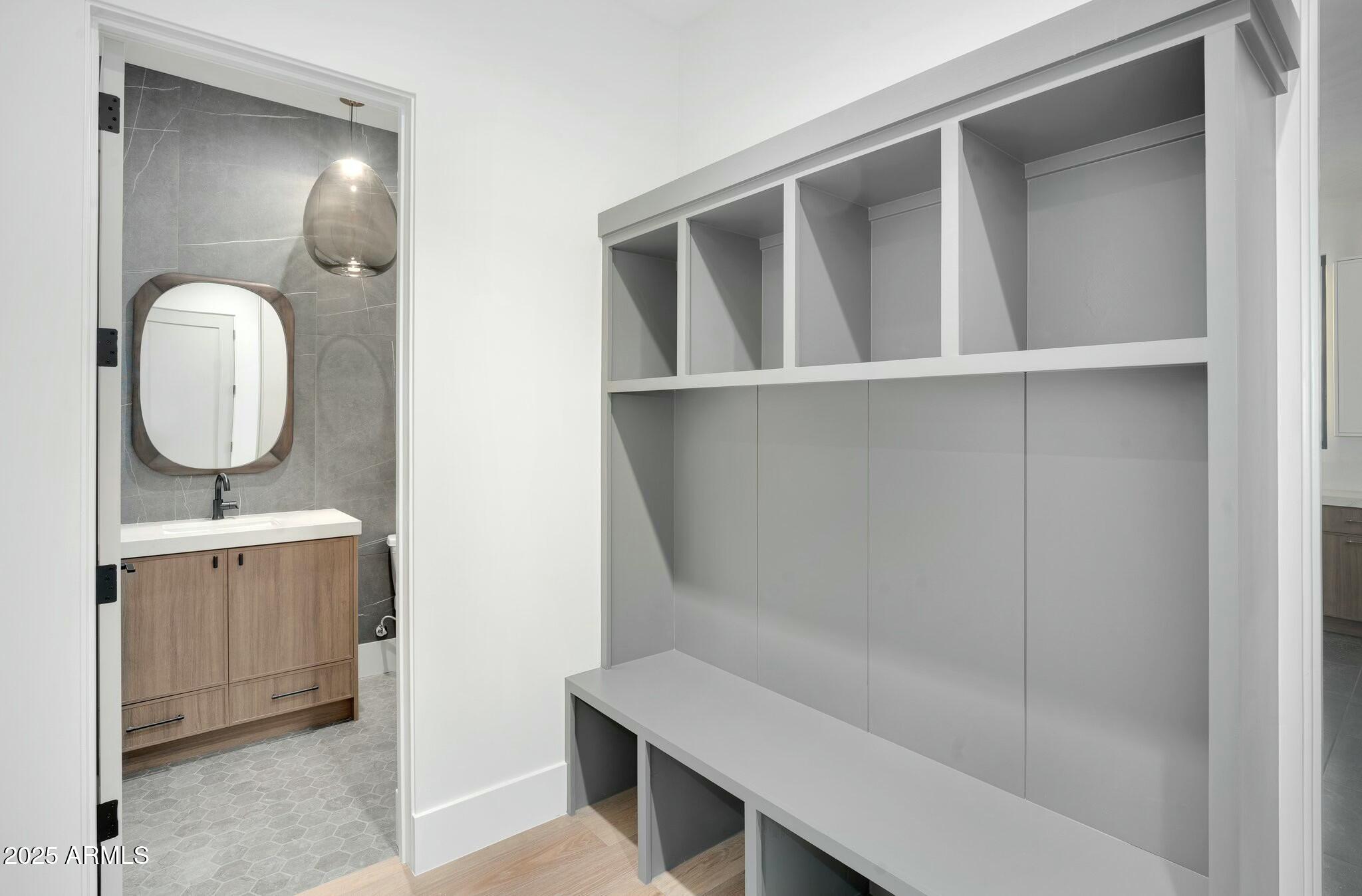 OLIVE VIEW - Residential