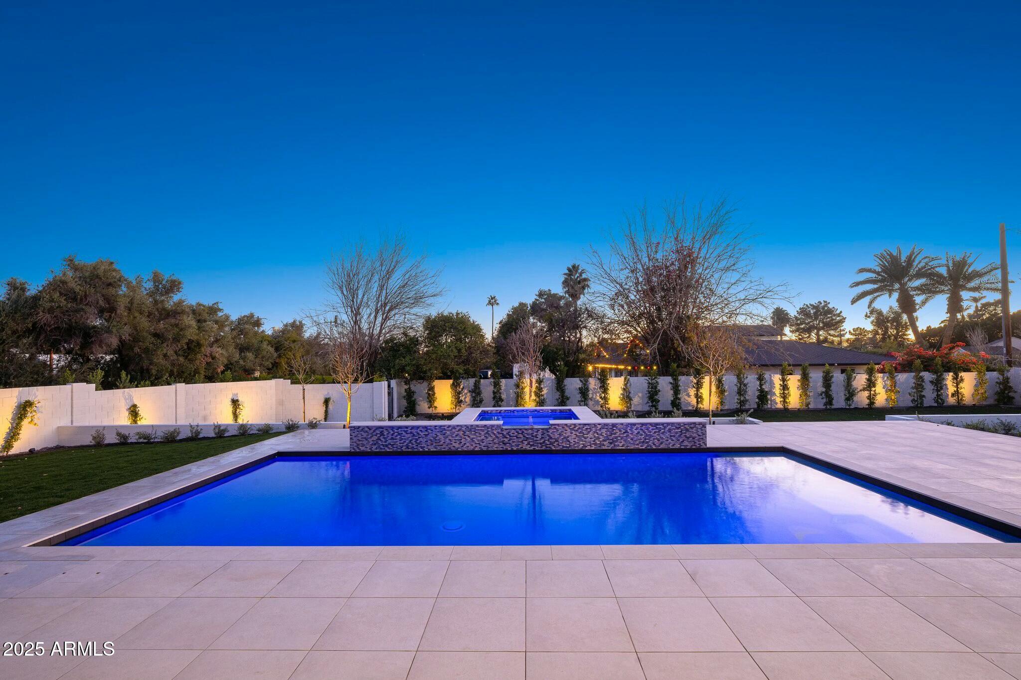 OLIVE VIEW - Residential
