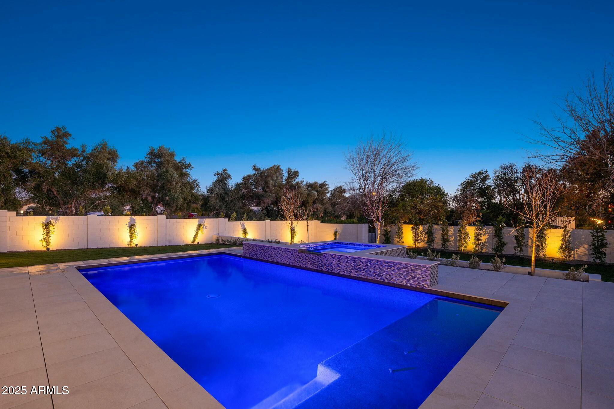 OLIVE VIEW - Residential