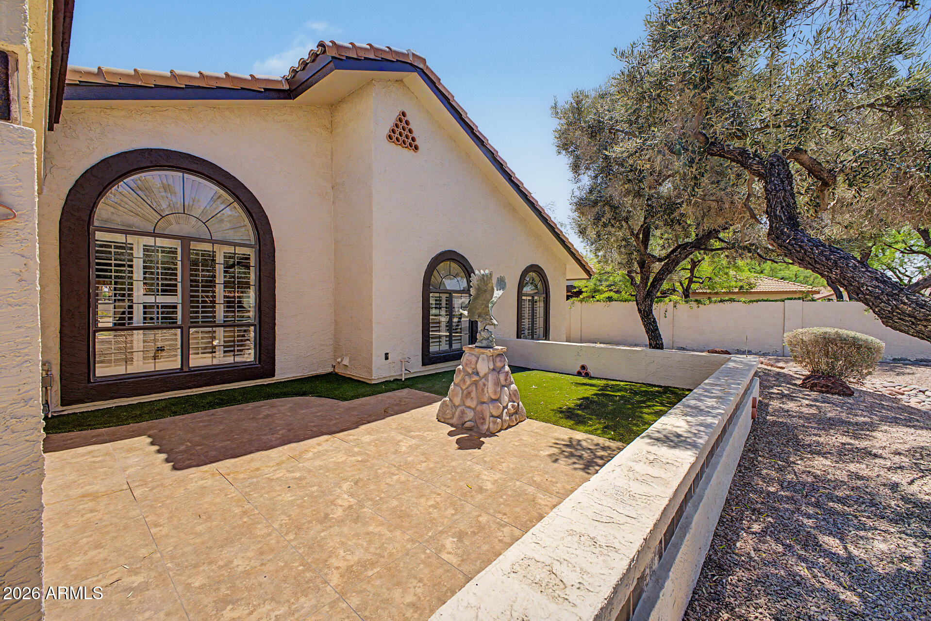 HIGH MEADOWS - Residential