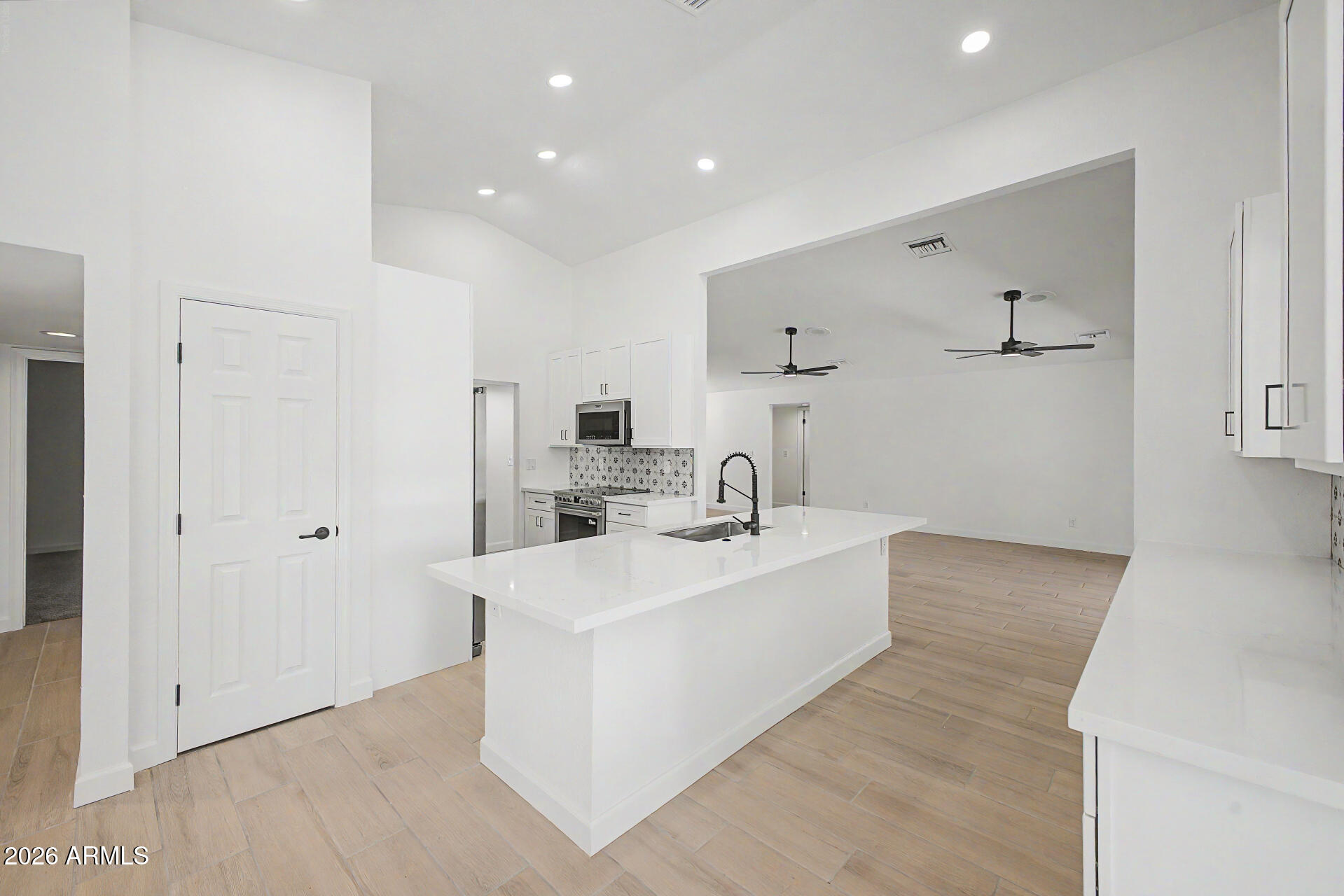 HIGH MEADOWS - Residential