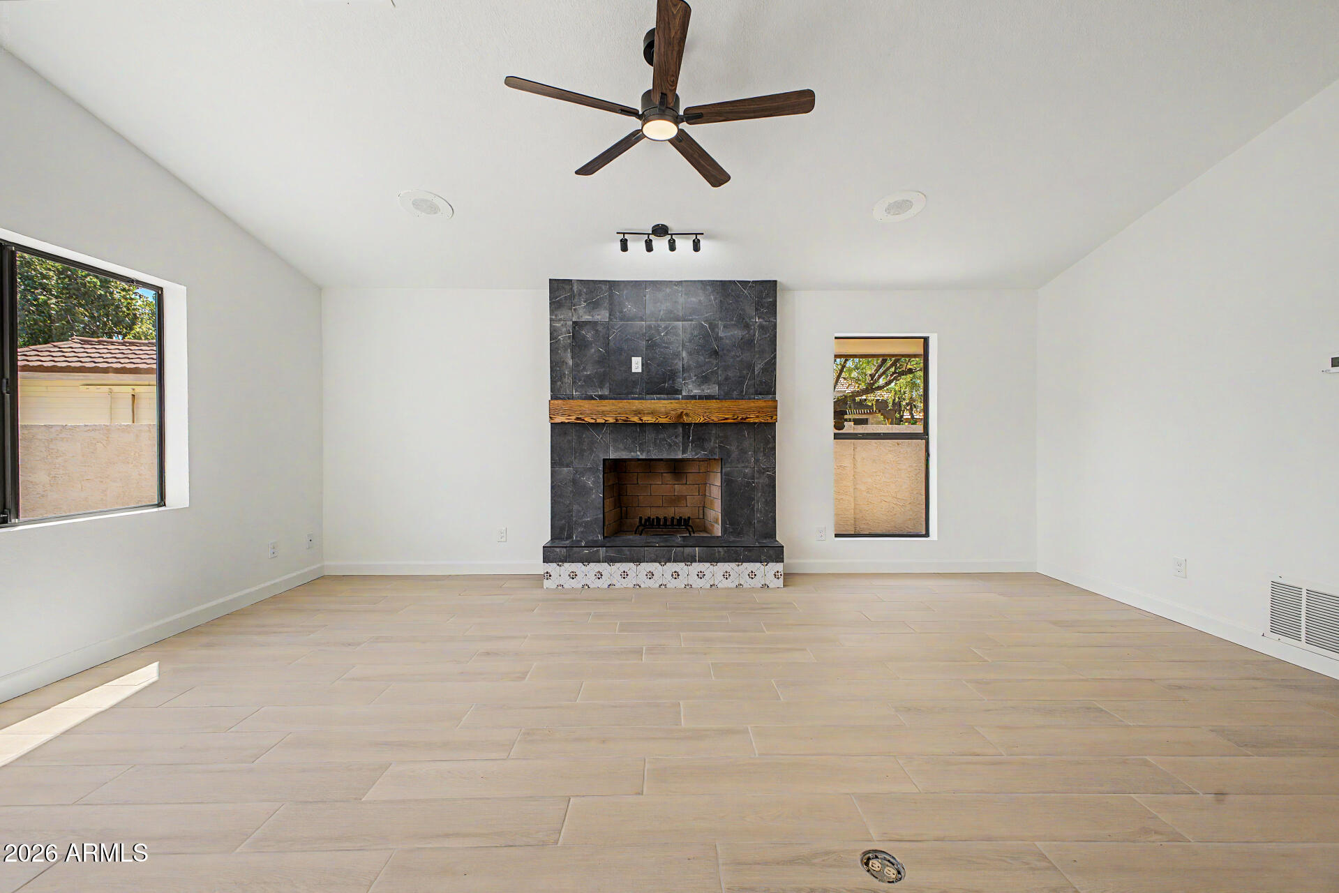 HIGH MEADOWS - Residential