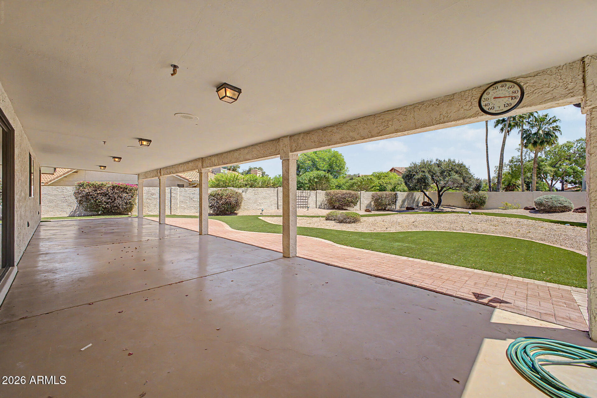 HIGH MEADOWS - Residential
