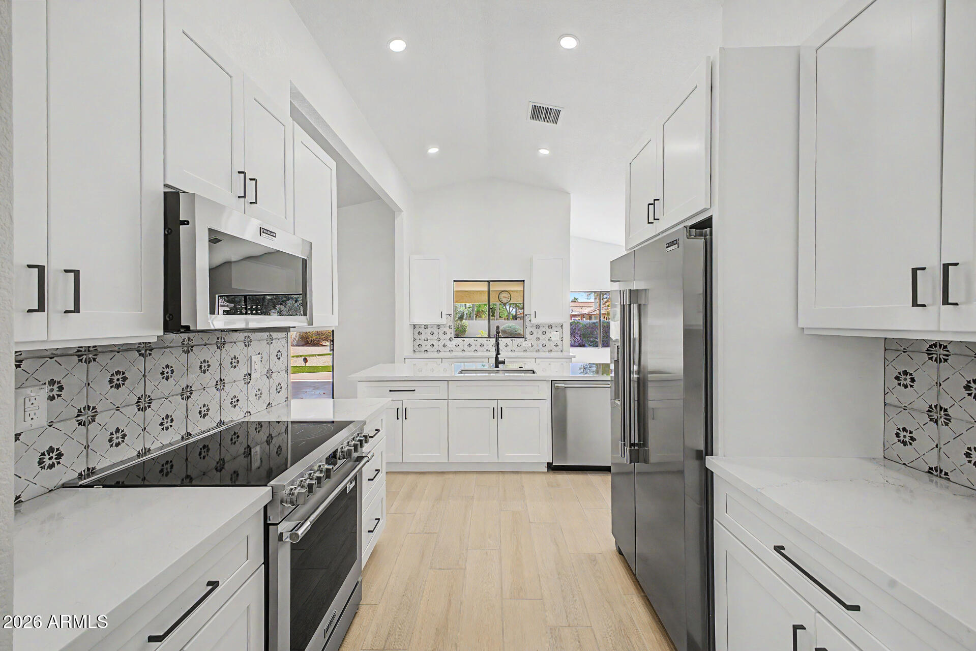 HIGH MEADOWS - Residential