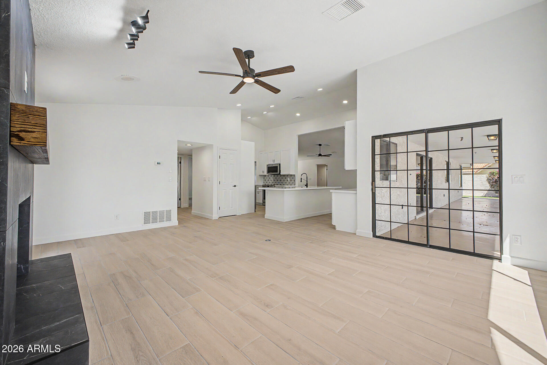 HIGH MEADOWS - Residential
