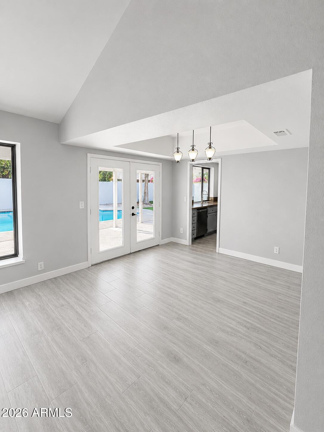 COUNTRY TRACE - Residential Lease
